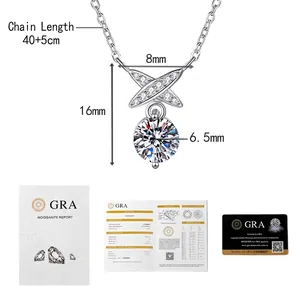 Vue macro du collier moissanite en argent S925 avec détails du certificat GRA