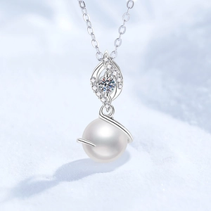 Collier Pendentif Planète Saturne en Argent Sterling 925 Moissanite Perle d'Eau Douce Boussole Étoilée Bijoux Femme Cadeau