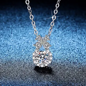 Élégant Pendentif Collier en Moissanite en Argent Sterling 925 Pour Femme Forme de Fleur Flacon de Parfum Bijoux