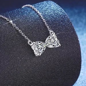Élégant collier en argent sterling S925 avec pendentif moissanite double cœur