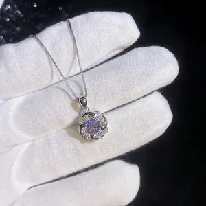 Elegant S925 sterling silver spinning windmill pendant necklace with 1ct moissanite gemstone