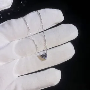 Élégant collier en argent sterling S925 avec moissanite en forme de cœur pour femme
