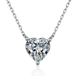 Élégant collier en argent sterling S925 avec moissanite en forme de cœur et chaîne