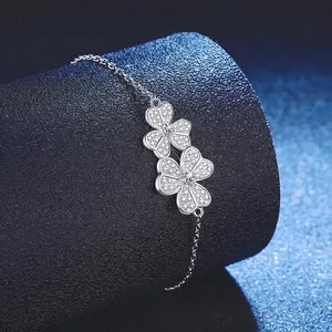 Elegant S925 sterling silver clover bracelet with shimmering pavé set moissanite stones