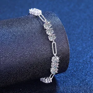 Elegant 925 sterling silver bracelet with 5.4ct moissanite stones and link chain design