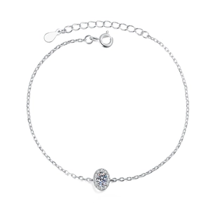 Bracciale halo in argento S925 con moissanite ovale e catena a maglie regolabile