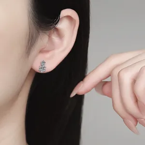 Elegant 925 sterling silver snowflake stud earrings featuring brilliant moissanite stones