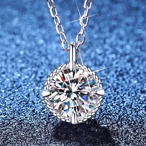 Collier Pendentif Moissanite en Argent Sterling 925 Pour Femmes Coupe Ronde Sertissage Quatre Griffes Bijoux Élégants Cadeau Anniversaire