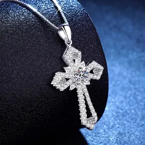 Elegant 925 sterling silver cross pendant necklace with moissanite pavé on a box chain