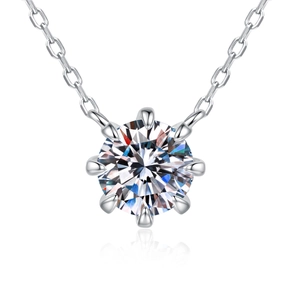 Classic S925 sterling silver necklace with 1 carat moissanite in an eight-claw setting