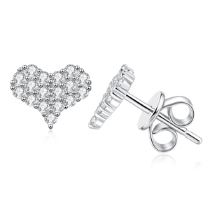 Sparkling S925 sterling silver heart stud earrings with moissanite pave setting