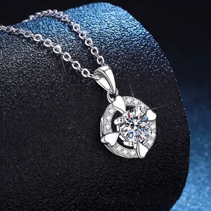 S925 Sterling Silber Moissanit Halskette mit rotierendem Herzanhänger für Damen