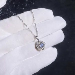 S925 Sterling Silber Halskette mit rotierendem Herzanhänger und Moissanit für Damen