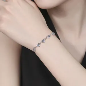Sparkling S925 sterling silver moissanite heart link bracelet for women on wrist