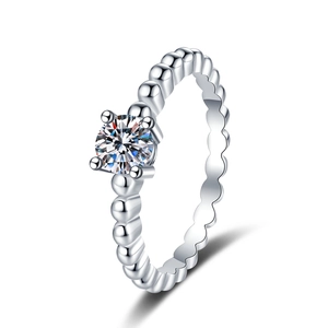 Minimalist S925 sterling silver ring with sparkling round moissanite in beaded band