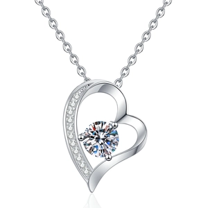 Moissanite S925 sterling silver heart pendant necklace with shimmering round center stone