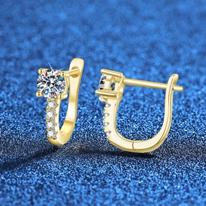 Élégantes boucles d'oreilles en argent S925 doré en forme de U avec moissanite et griffes