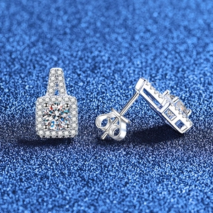 Halo design S925 sterling silver stud earrings with 1 carat moissanite and square border