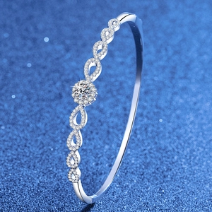 Bracciale Rigido in Argento Sterling 925 Con Moissanite per Donna Design Infinity Elegante Bracciale Con Certificato GRA Regalo
