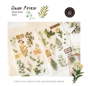 Details der Flower Forest Aufkleber mit Vintage-Pflanzen und Farnmotiven auf Leinwand