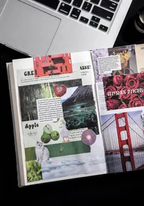 Détail d'un ensemble de collage artistique avec paysages vintage et autocollants de chat