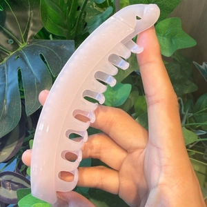 Barrette banane rose translucide pour queue de cheval haute tenue élégante à la main