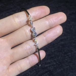 Bracciale S925 in argento sterling con pietre di moissanite a doppia stella scintillanti