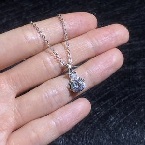 S925 sterling silver lucky money bag pendant necklace with sparkling 1ct moissanite stone