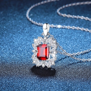 Luxurious S925 sterling silver necklace with ruby pendant and sparkling diamond halo