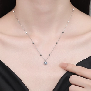 Elegant S925 sterling silver beaded necklace with round 0.5ct moissanite diamond pendant