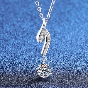 Collana in Argento Sterling S925 Con Moissanite Elegante Ciondolo a Nastro Geometrico Girocollo in Moissanite Regalo di Gioielli di Moda per Donna
