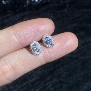 S925 sterling silver oval halo moissanite stud earrings with brilliant round center stone