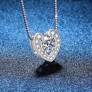 Sparkling 925 sterling silver heart necklace featuring a 1ct round moissanite pendant