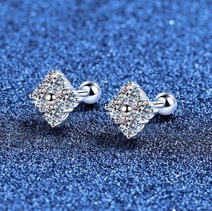 S925 sterling silver four-leaf clover stud earrings with sparkling moissanite stones