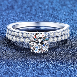Sparkling S925 sterling silver moissanite ring set with round brilliant cut and pavé band