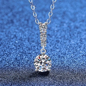 925 Sterling Silver Moissanite Necklace For Women Round Cut Gemstone Pendant With GRA Certificate Elegant Clavicle Chain Jewelry