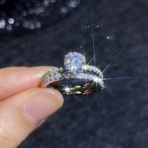 Luxurious S925 sterling silver moissanite double-layer ring with sparkling halo and pave band