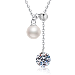 S925 sterling silver necklace featuring elegant white pearl and moissanite pendant