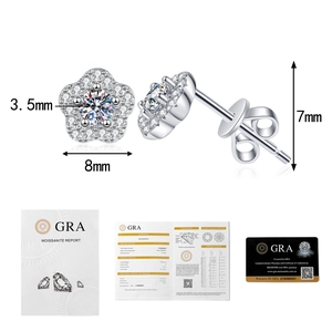 Detail of flower-shaped moissanite earrings with GRA certificate and size measurements