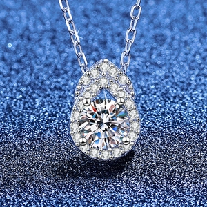 Collier Pendentif Calebasse en Argent Sterling 925 Moissanite Forme de Goutte d'Eau Incrusté de Strass Chaîne de Clavicule Femme Bijoux