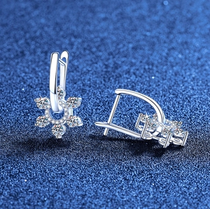 Elegant S925 sterling silver moissanite flower earrings with a sparkling halo design
