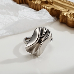 S925 Sterling Silver origami ring with an asymmetric polished wavy rectangle design