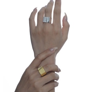 Minimalist S925 sterling silver geometric rings with textured and polished finish