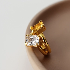 Elegant gold-plated S925 silver ring featuring a dual rectangular zirconia setting