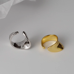 Minimalist S925 sterling silver geometric wave rings in gold and silver finish