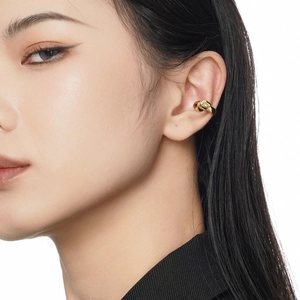 Minimalist S925 sterling silver knotted ear cuff for women with polished gold finish