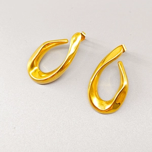 Boucles d'oreilles clous dorées irrégulières en acier inoxydable poli pour femme