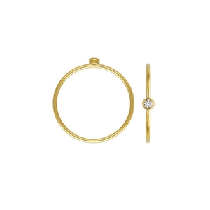 Minimalistischer goldener Edelstahlring mit einzelnem weißem Schmuckstein in Zargenfassung