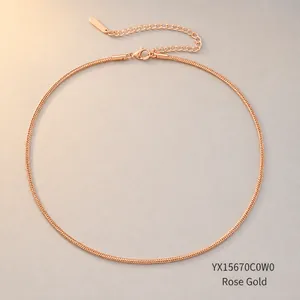 Roségoldene Schlangenkette aus Edelstahl mit verstellbarem Karabinerverschluss