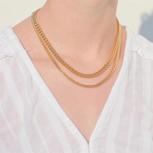 Dubbellaagse vergulde roestvrijstalen Cubaanse schakelketting voor dames in streetwear